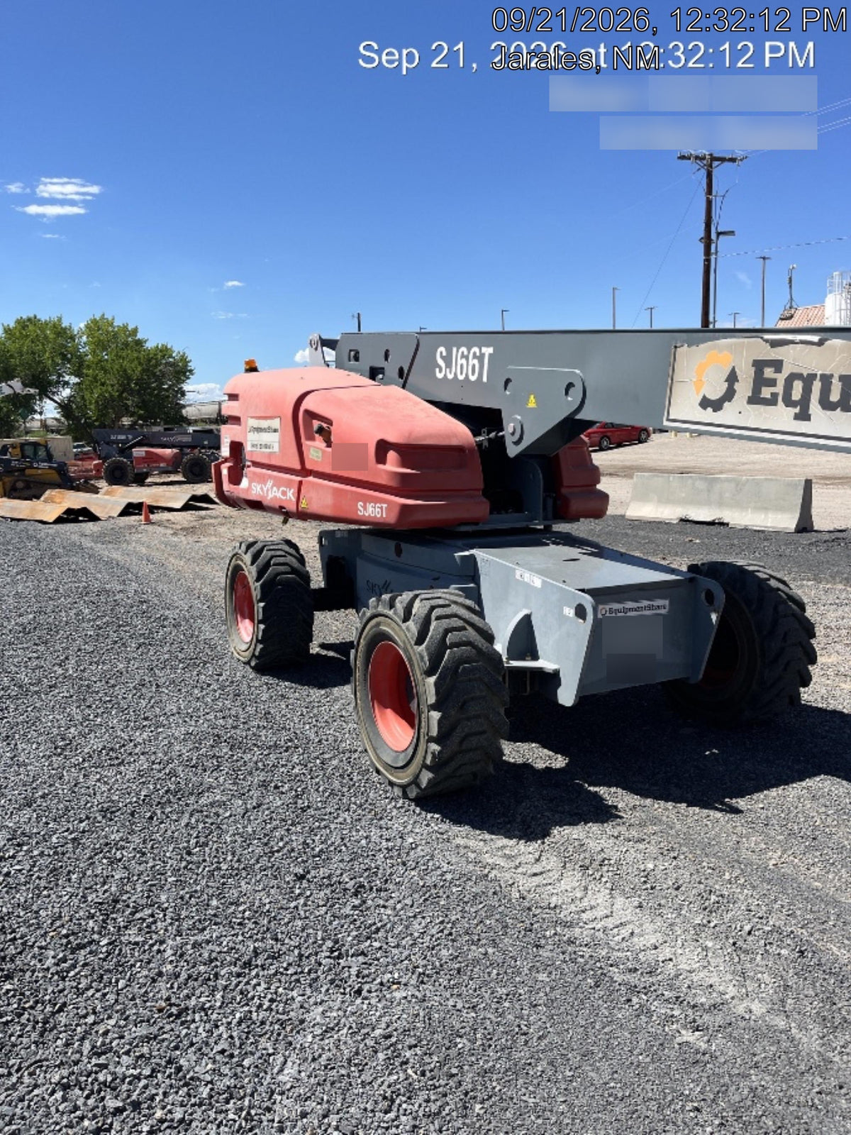 2019 Skyjack SJ66T SJ66T Glazier FF Tire Beacon