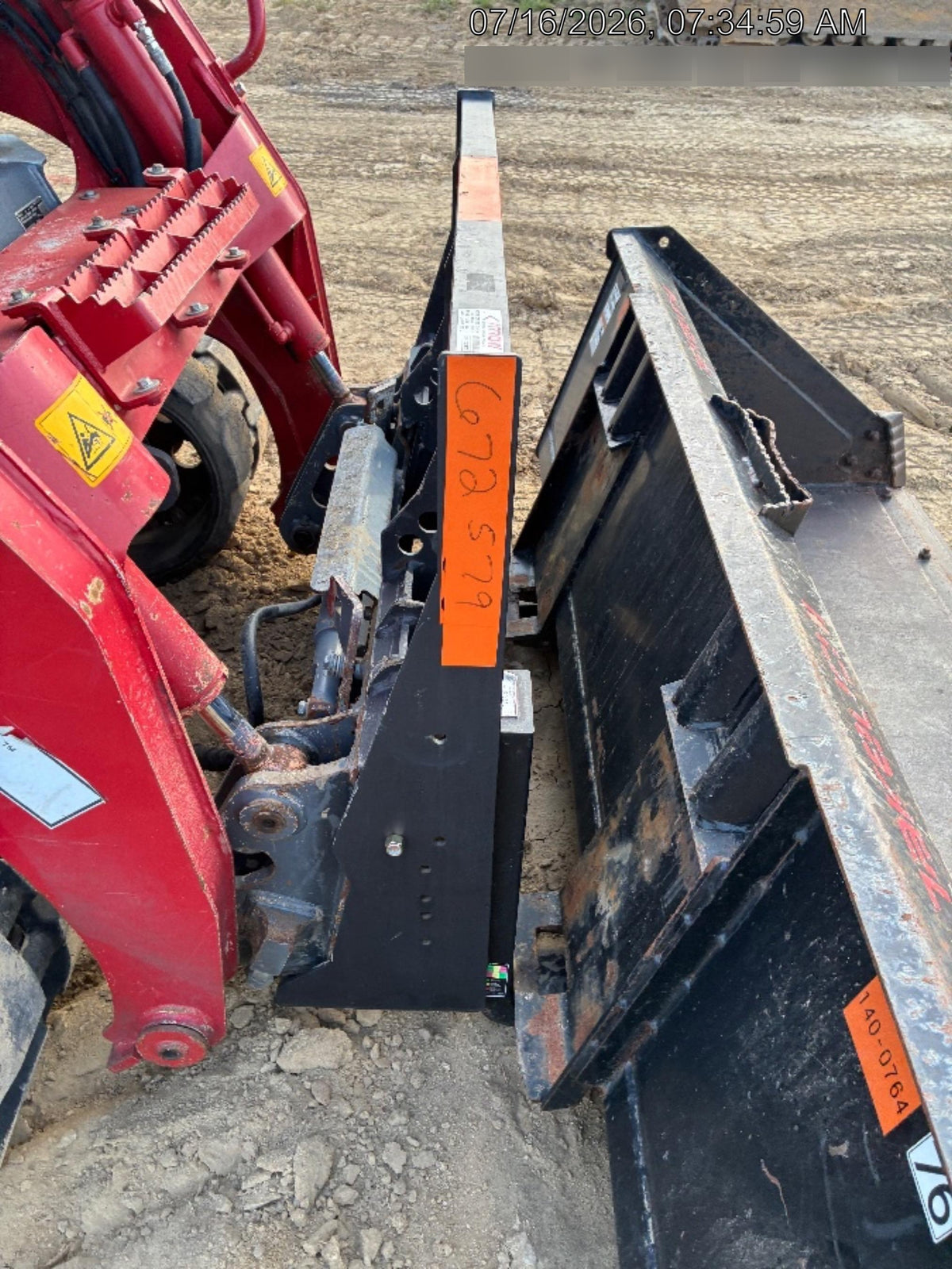 2025 ARROW MATERIAL HANDLING 48" Pallet Forks - Arrow