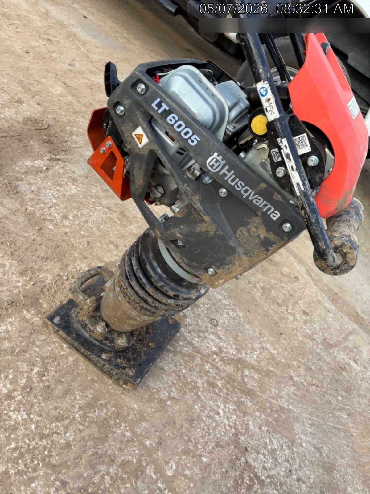 2025 HUSQVARNA LT6005