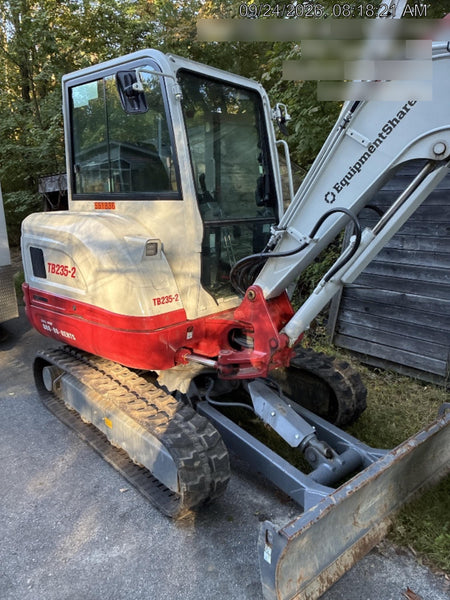 2025 TAKEUCHI TB235-2CR