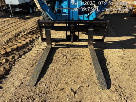2018 Genie GTH-1056 GTH-1056 w/Open ROPS, Solid Tires, Work Lights, 60" carriage/forks, cab mesh, beacon