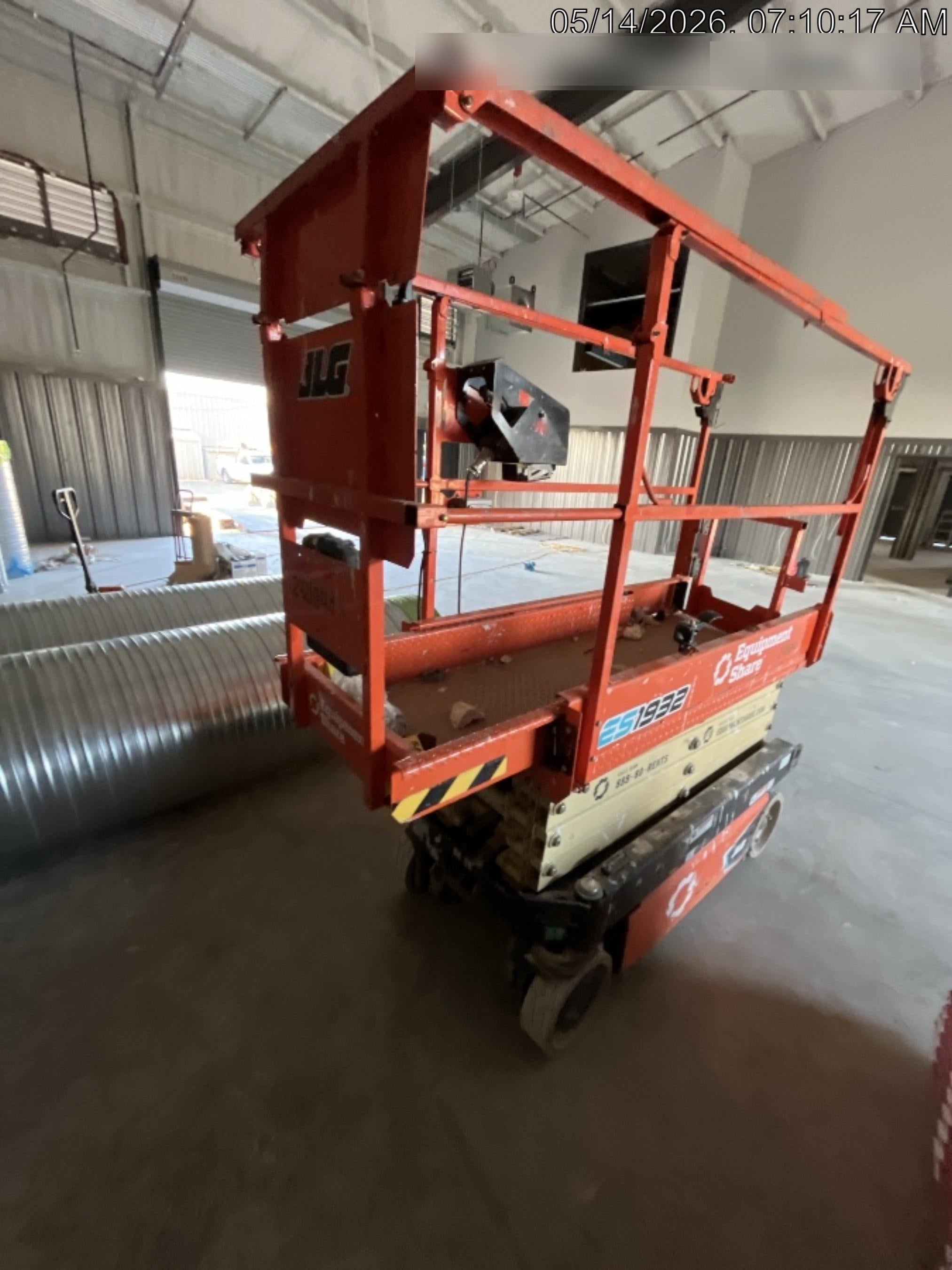 2023 JLG ES1932