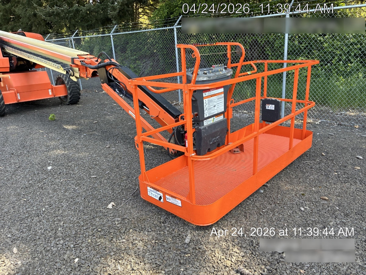 2019 JLG 660SJ