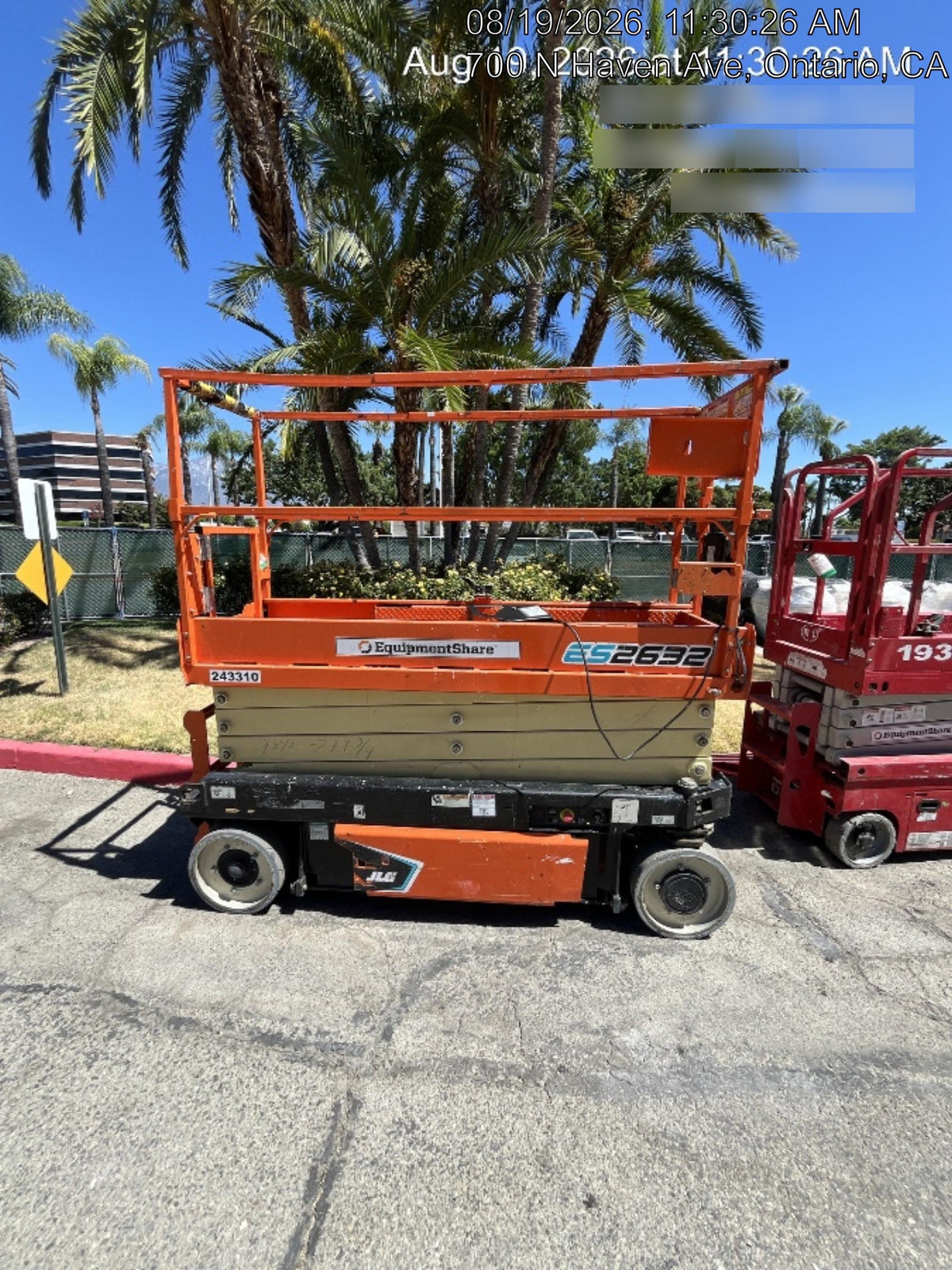 2022 JLG ES2632
