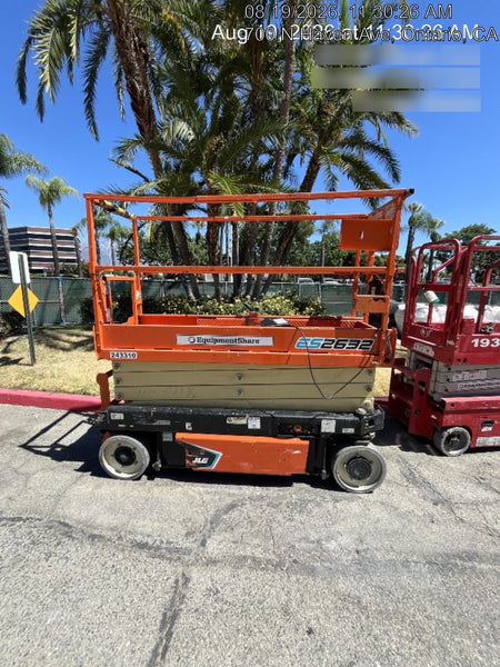 2022 JLG ES2632
