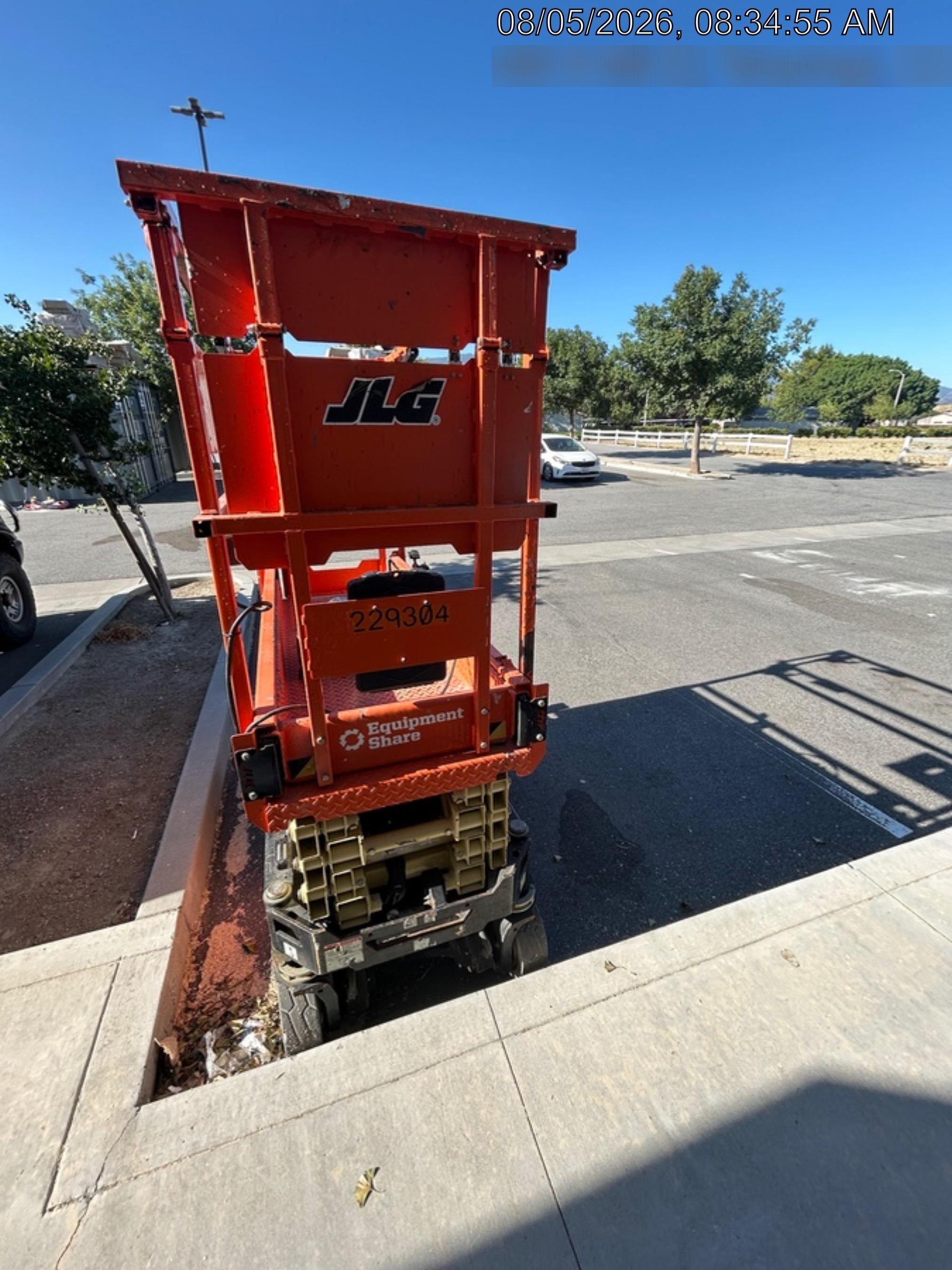 2022 JLG ES1932