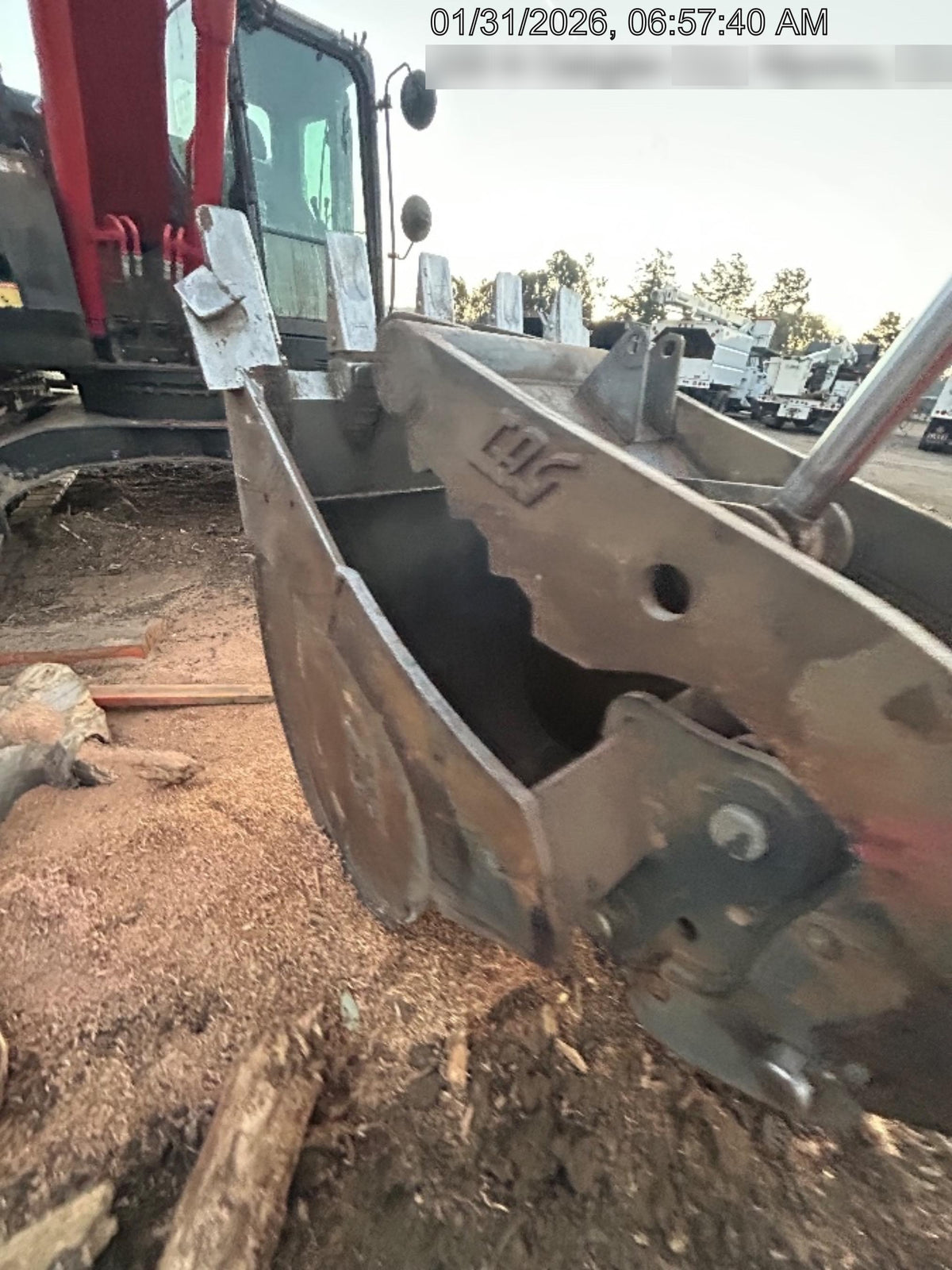 2025 LINK-BELT 42" Bucket - Link-Belt