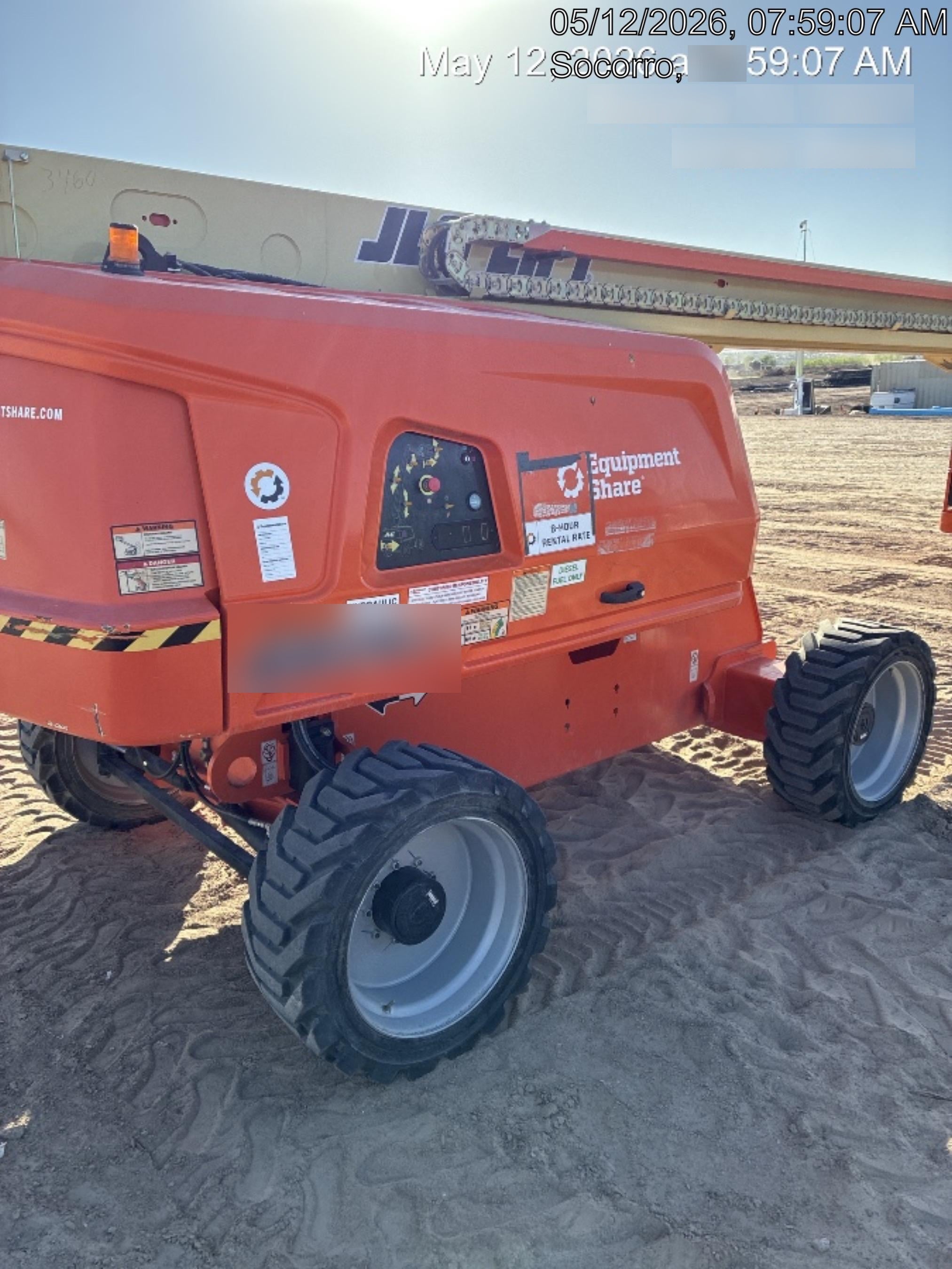 2023 JLG 660SJ