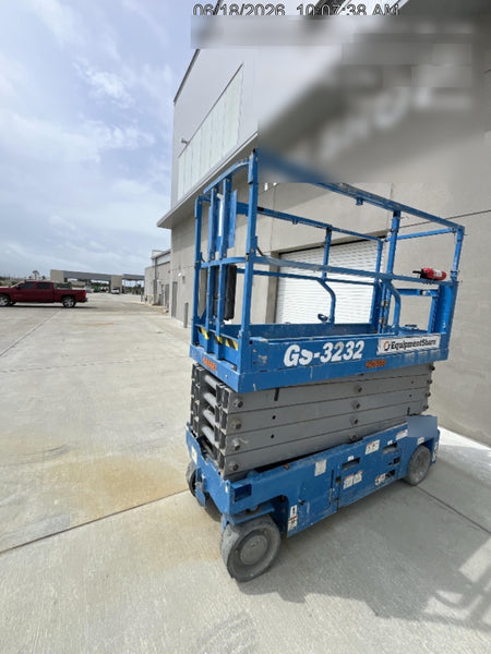 2022 GENIE GS-3232