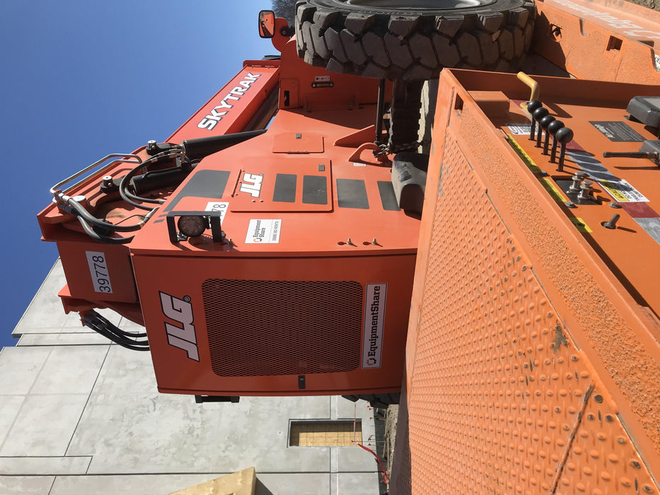 2019 Skytrak 6036 Canopy, Solid Tires, LED Work Lights, Beacon w/50" Carriage, 48" Pallet Forks