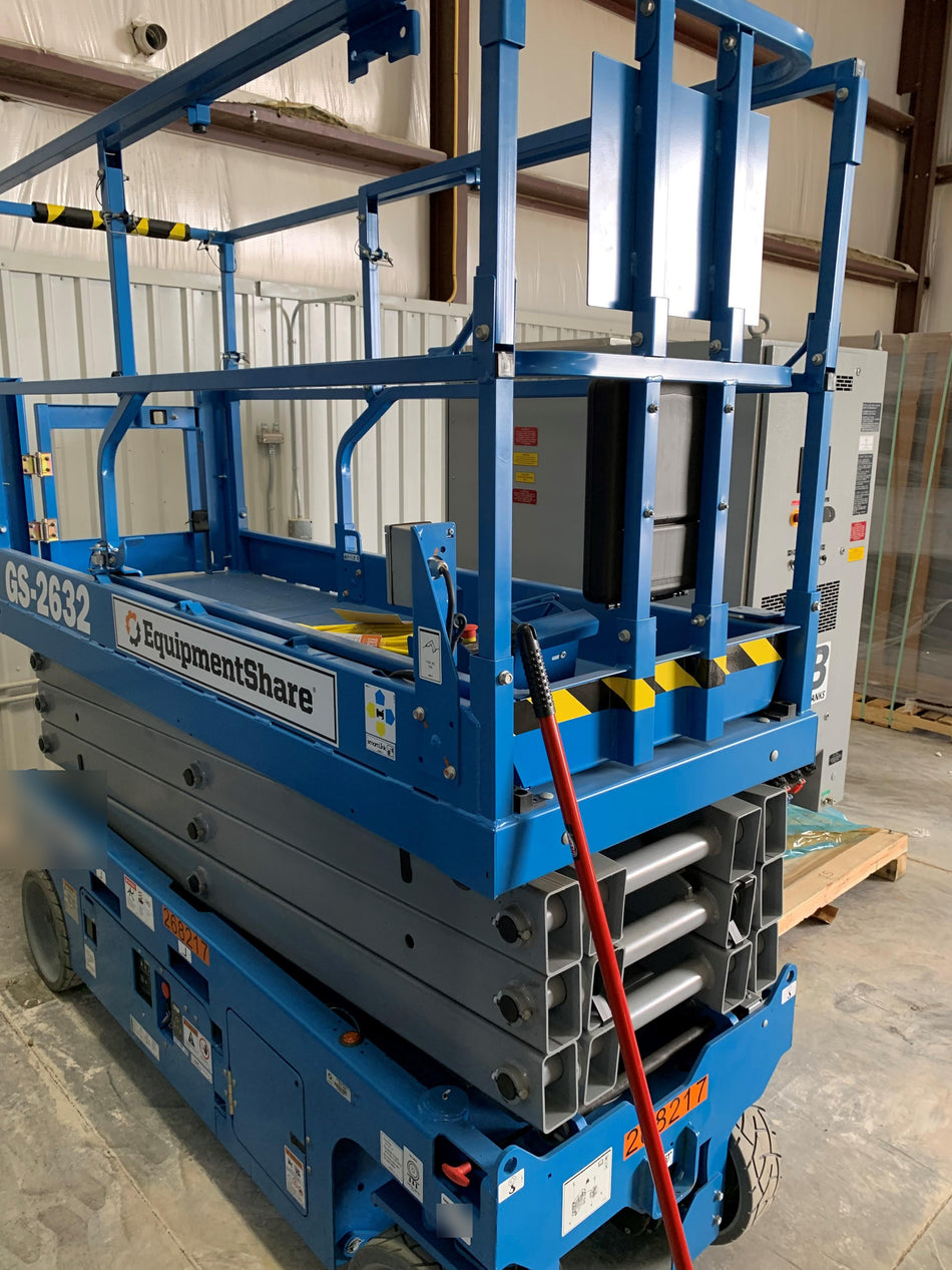 2022 GENIE GS-2632