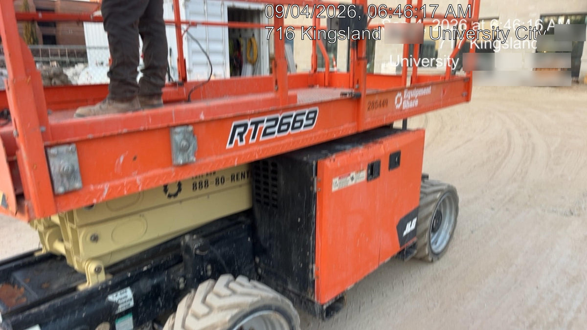 2022 JLG RT2669