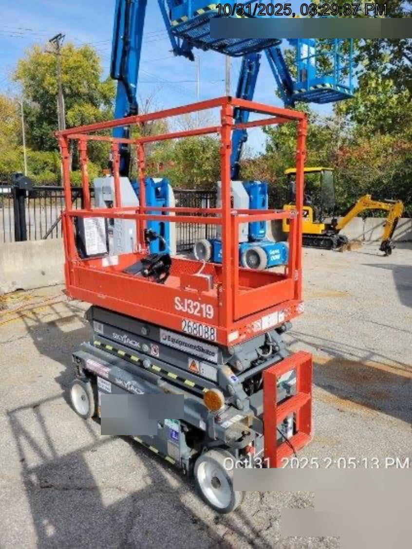 2023 SKYJACK SJ3219