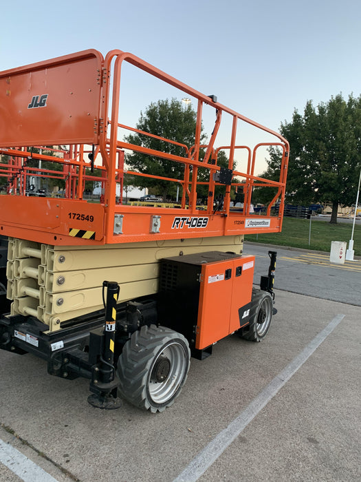 2021 JLG RT4069