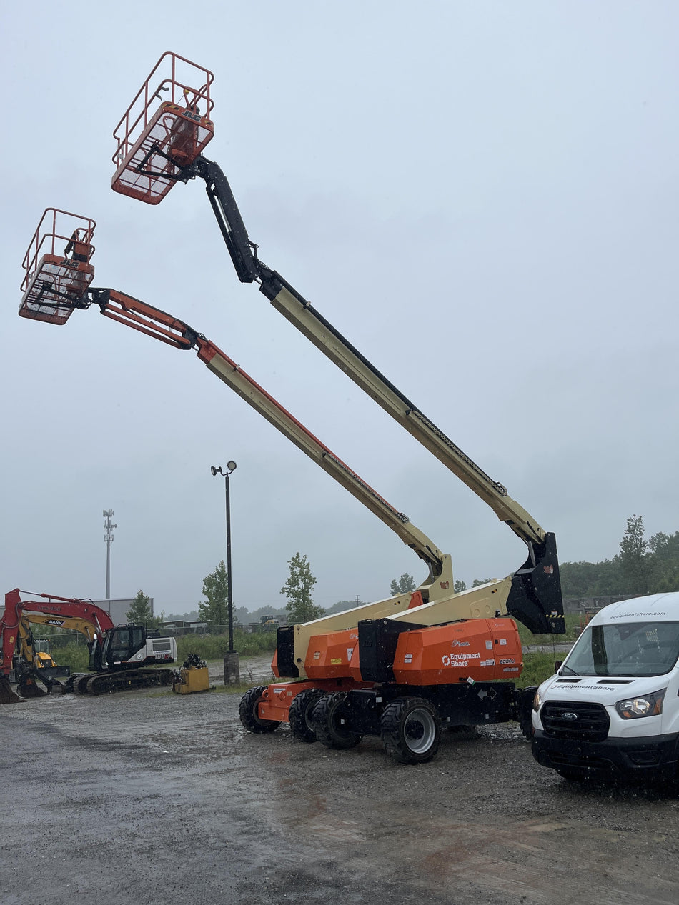2025 JLG 800AJ