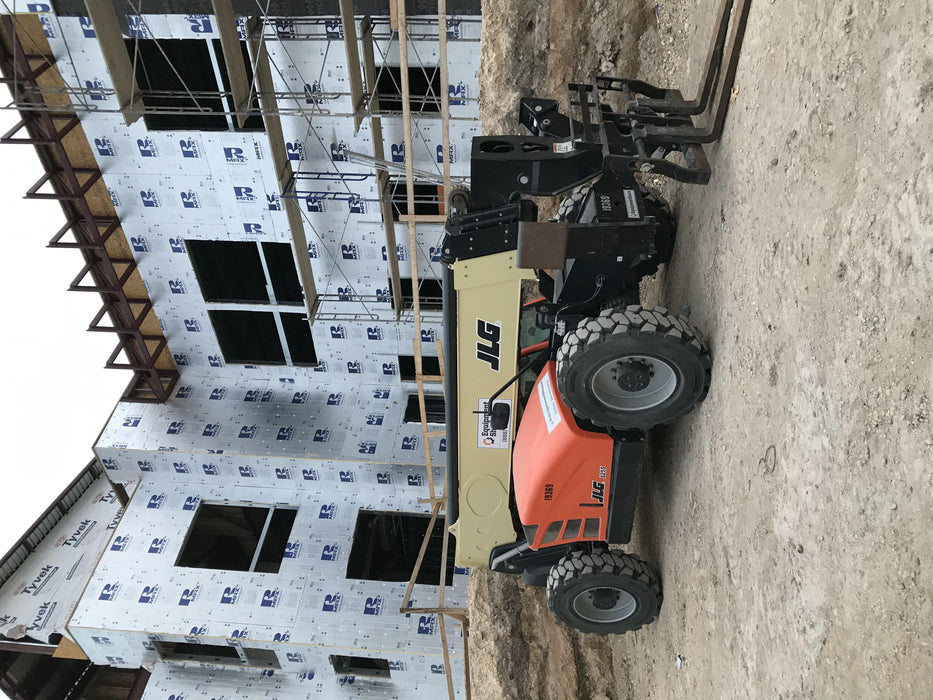 2019 JLG 1255 JLG 1255 T4F w/Full Cab, HVAC, Solid Tires, Work Lights/Beacon, 60" Carriage/Forks