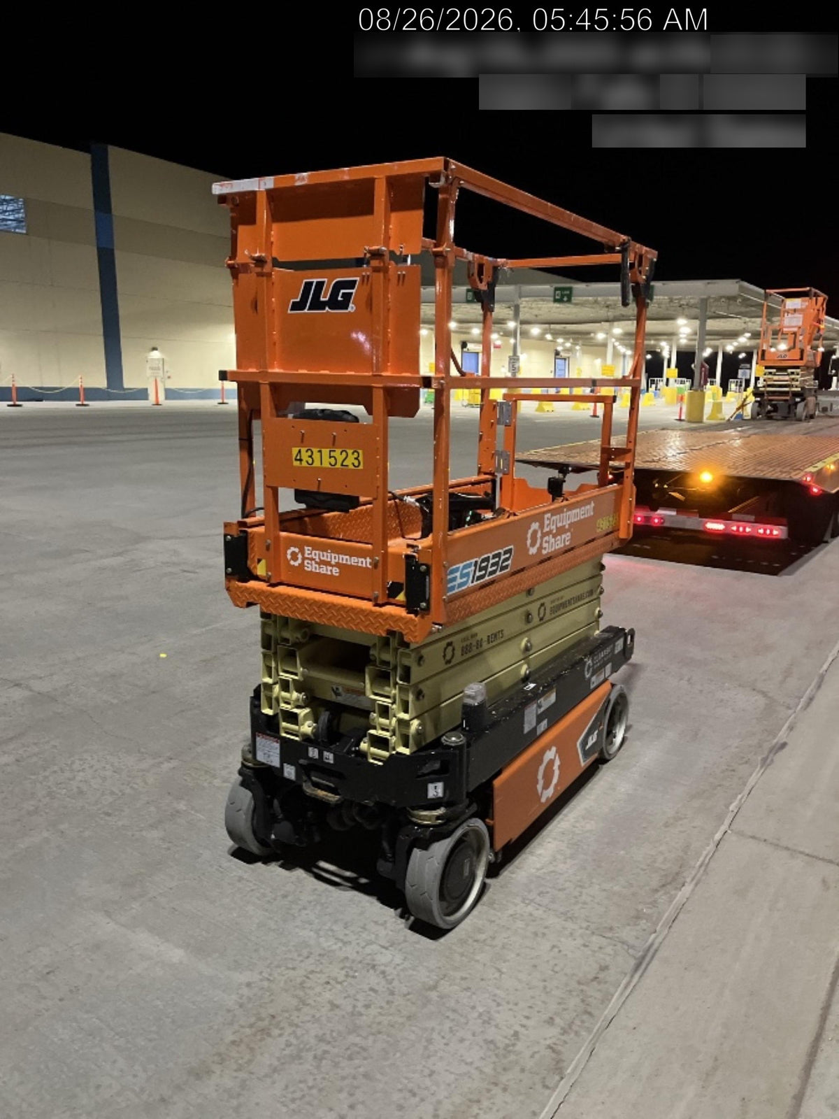 2024 JLG ES1932
