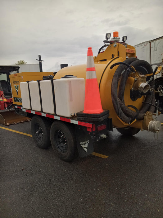 2021 Vac-Tron LP573XDT T4 Koehler Diesel Engine, 500 Gallon Debris Tank, x2 100 Gallon Water Tanks