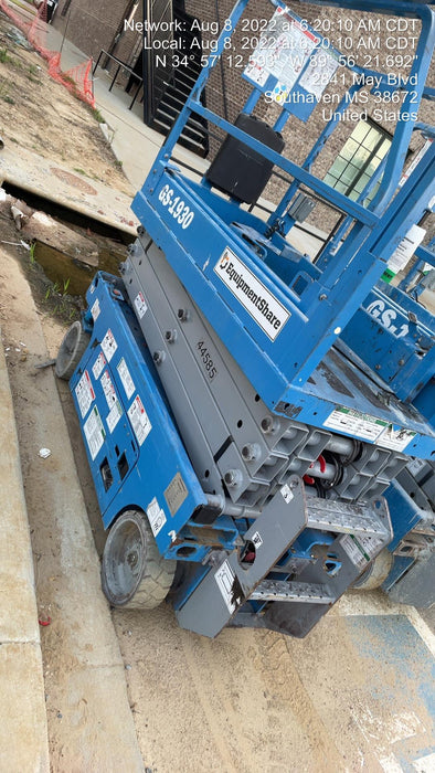 2019 Genie GS-1930 Fixed rails with chain Entry