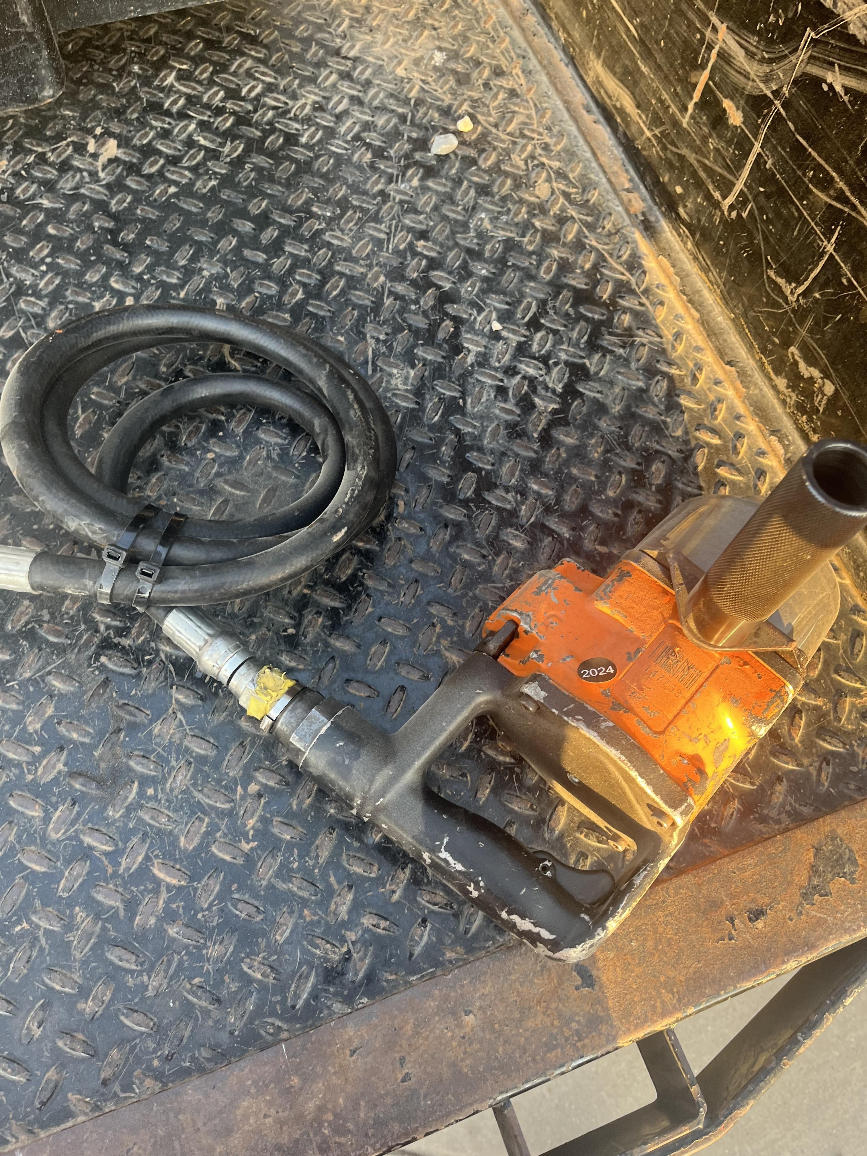 2021 MICHIGAN PNEUMATIC 4940B2