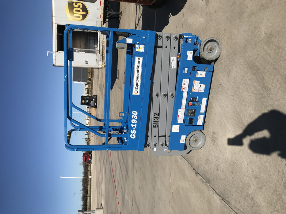 2019 Genie GS-1930 Fixed Rails with Chain Entry