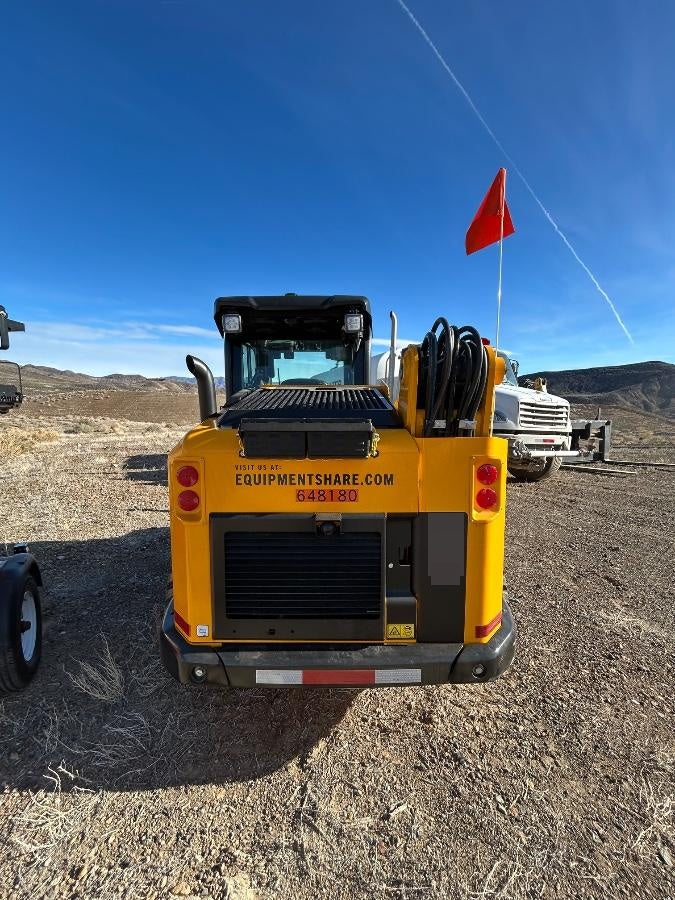 2026 JCB 3TS-8T