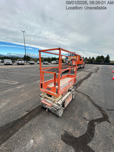 2022 JLG ES1330L