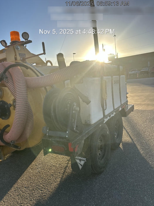 2022 VAC-TRON LP573XDT