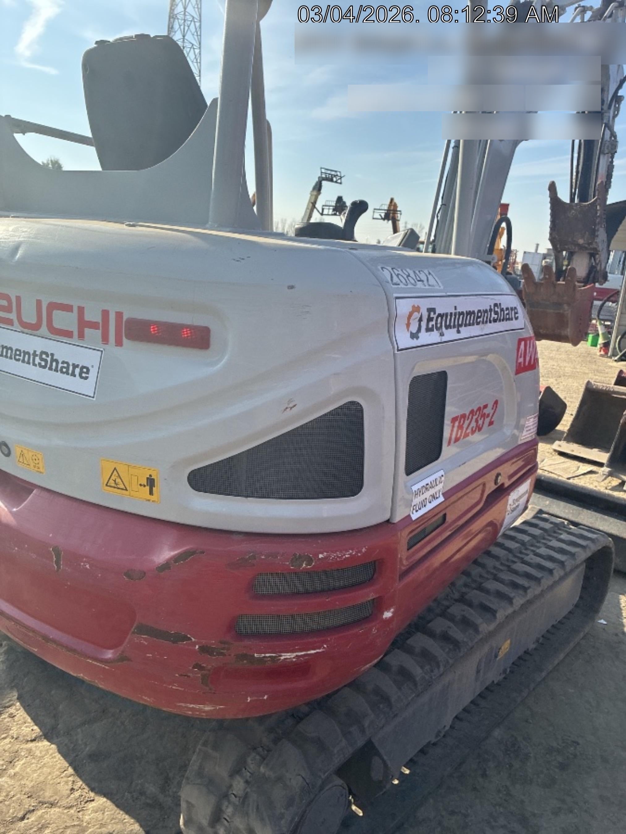 2022 TAKEUCHI TB235-2R