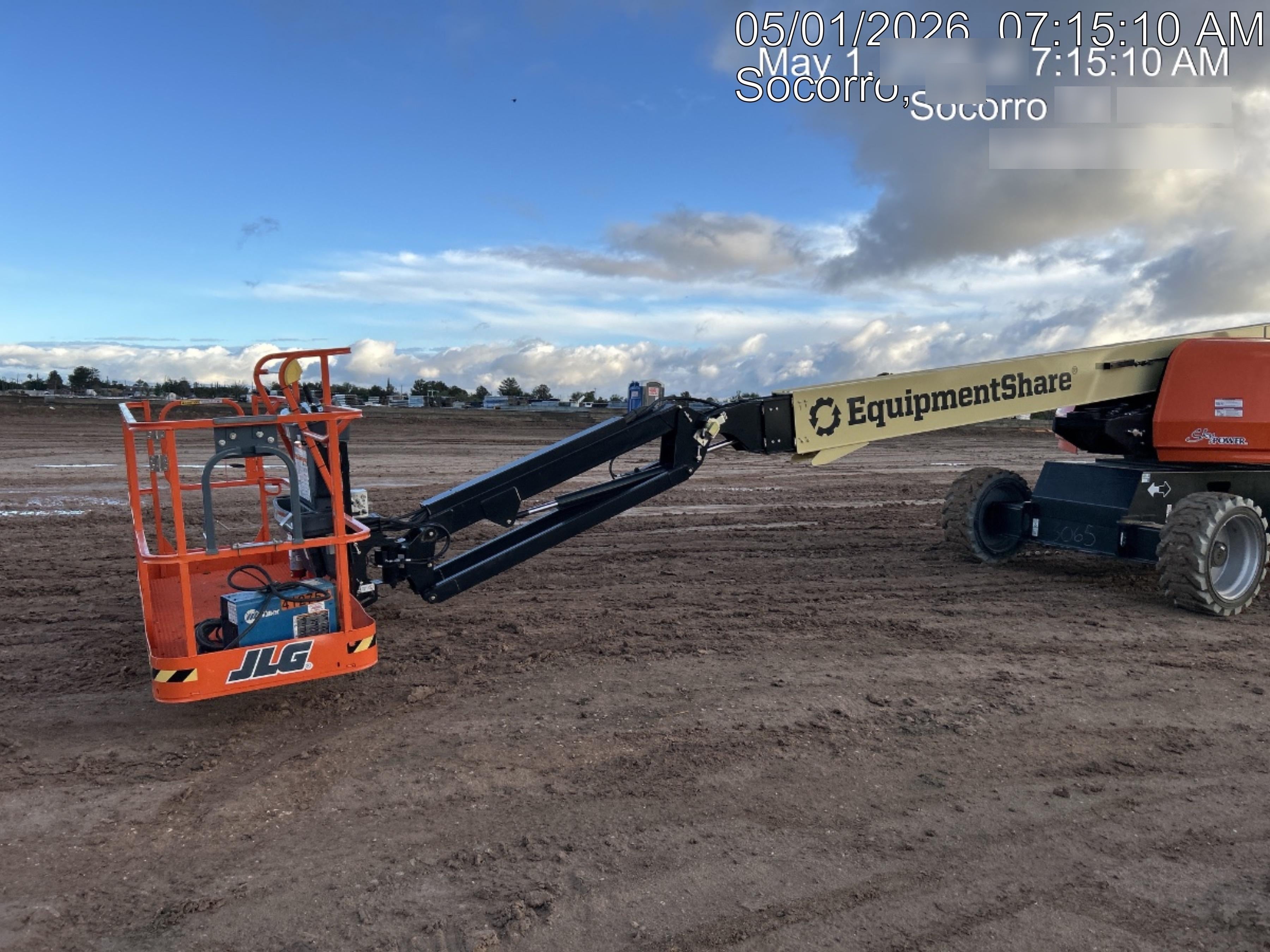 2025 JLG 660SJ