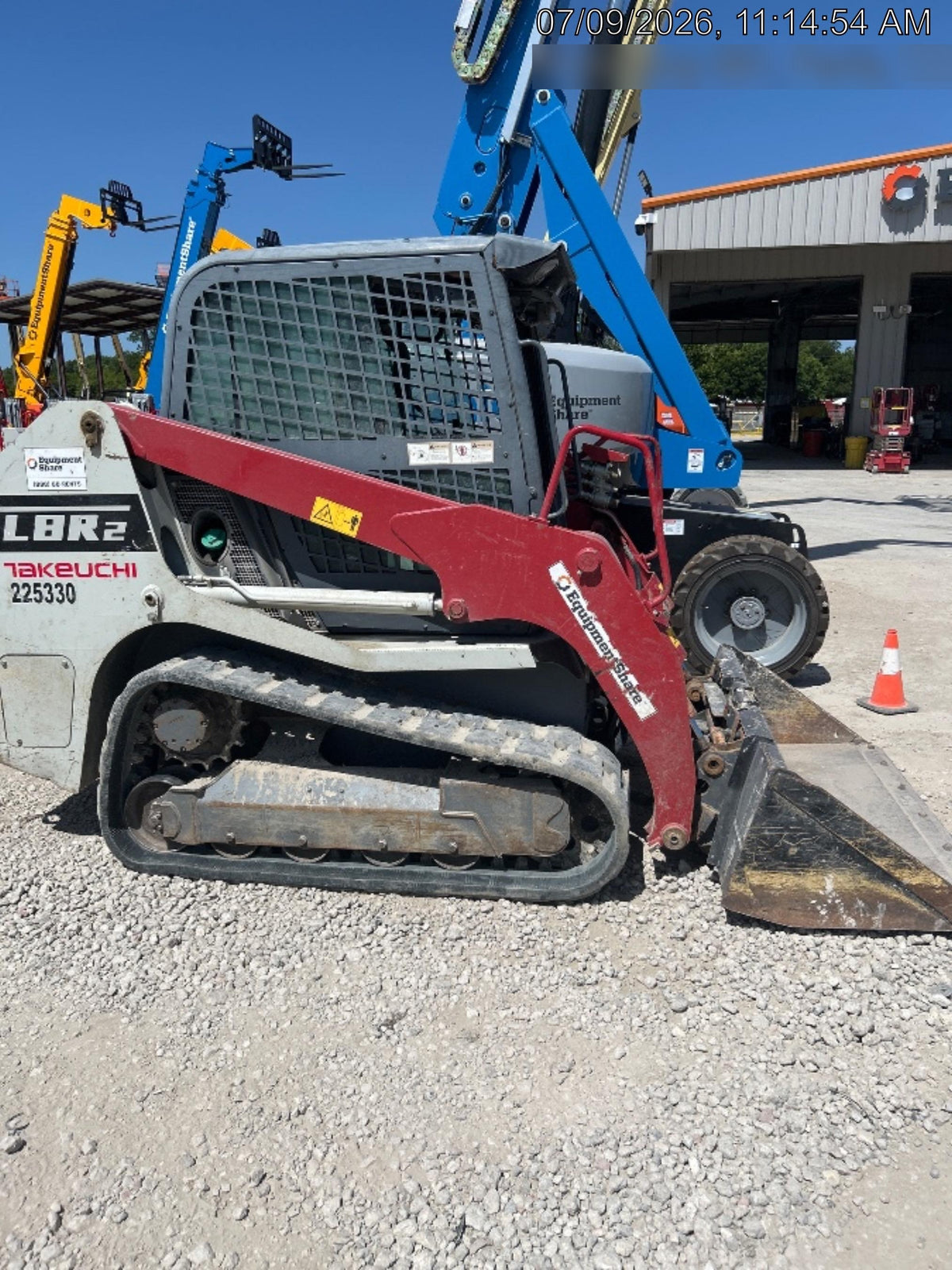 2022 TAKEUCHI TL8R2-CR