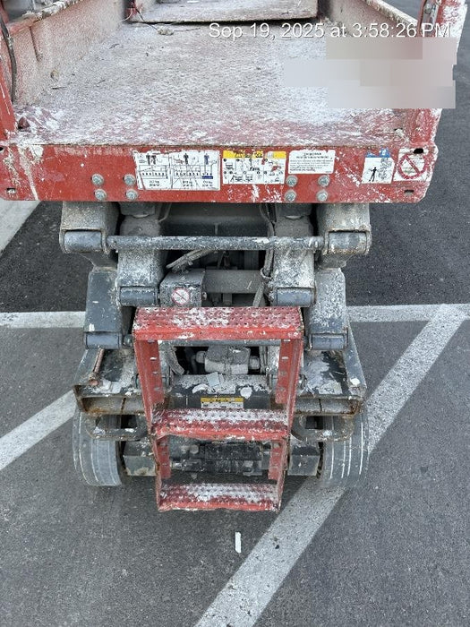 2018 Skyjack SJIII-3226 Skyjack SJIII3226 Scissor Lift w/Trojan Batteries