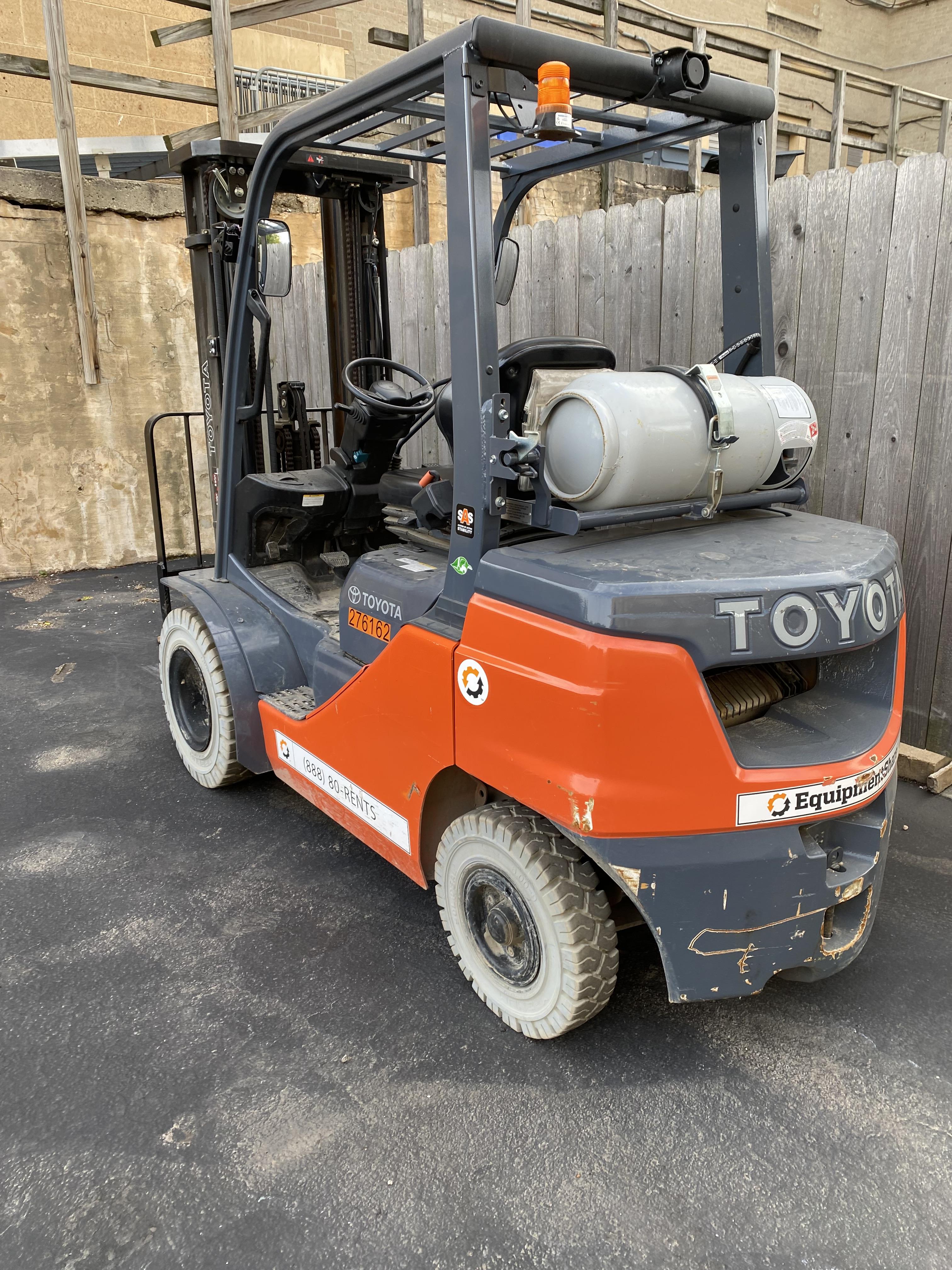 2022 TOYOTA 50-8FGU25