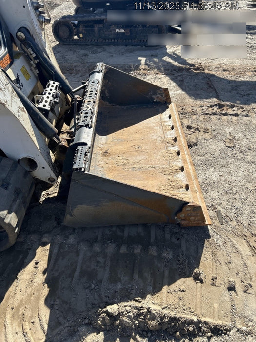 2025 EQUIPMENTSHARE 1006195 - 66" Smooth Bucket, CTL