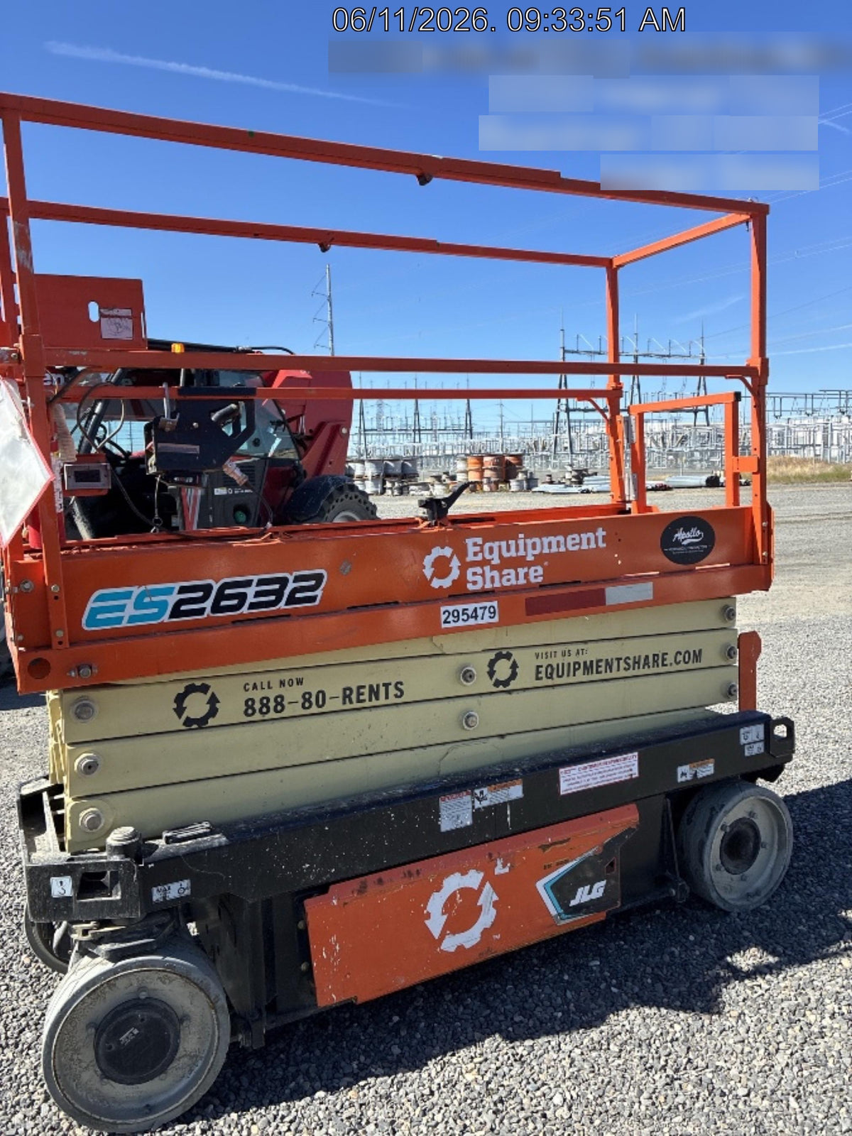 2023 JLG ES2632