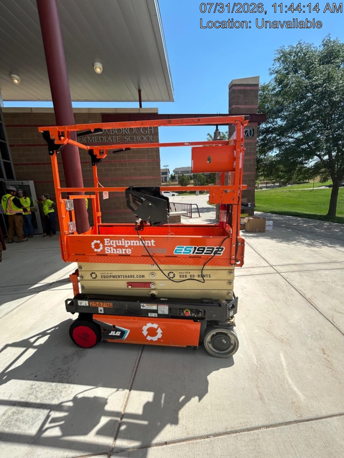 2022 JLG ES1932
