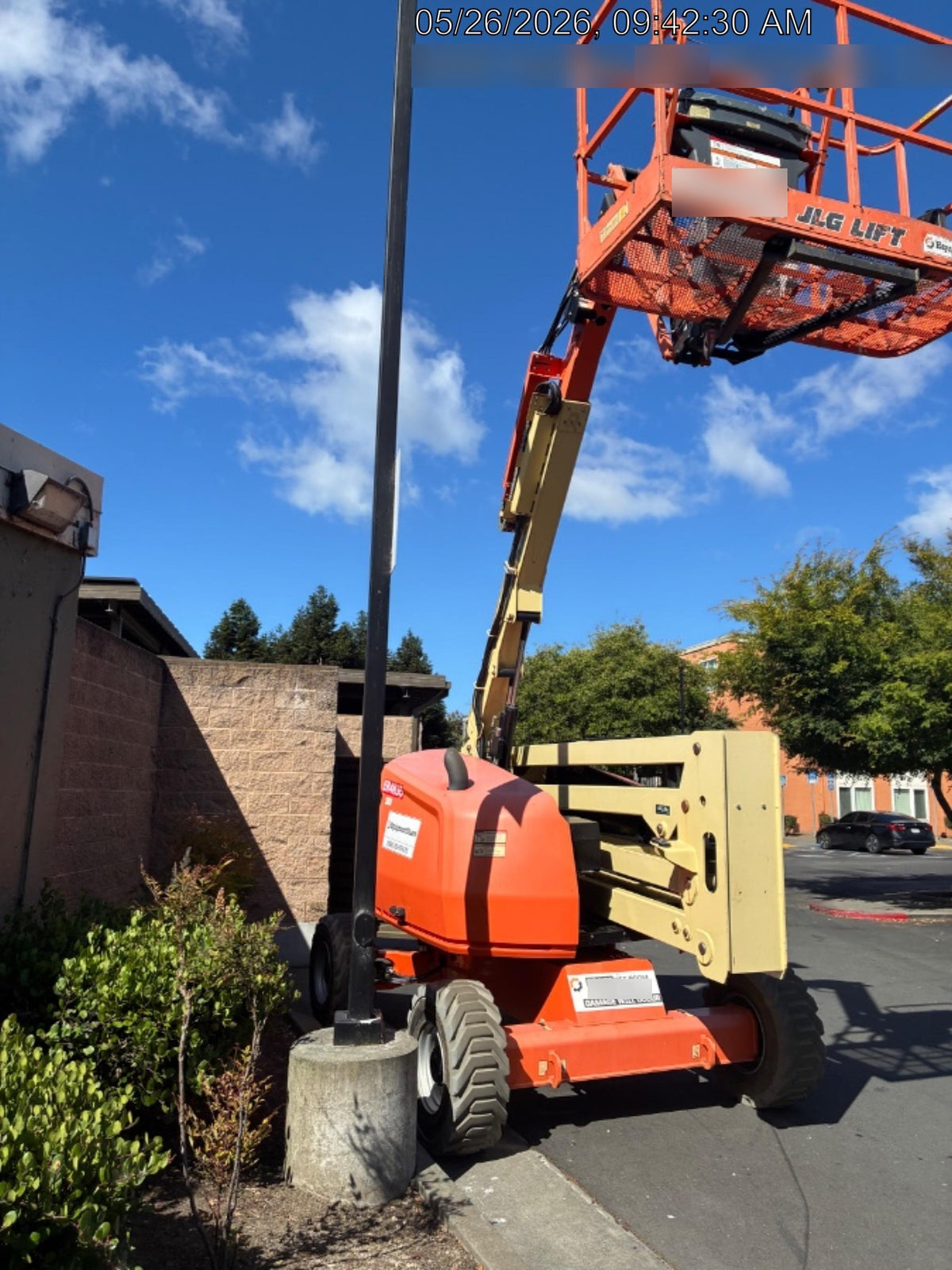 2019 JLG 450AJ