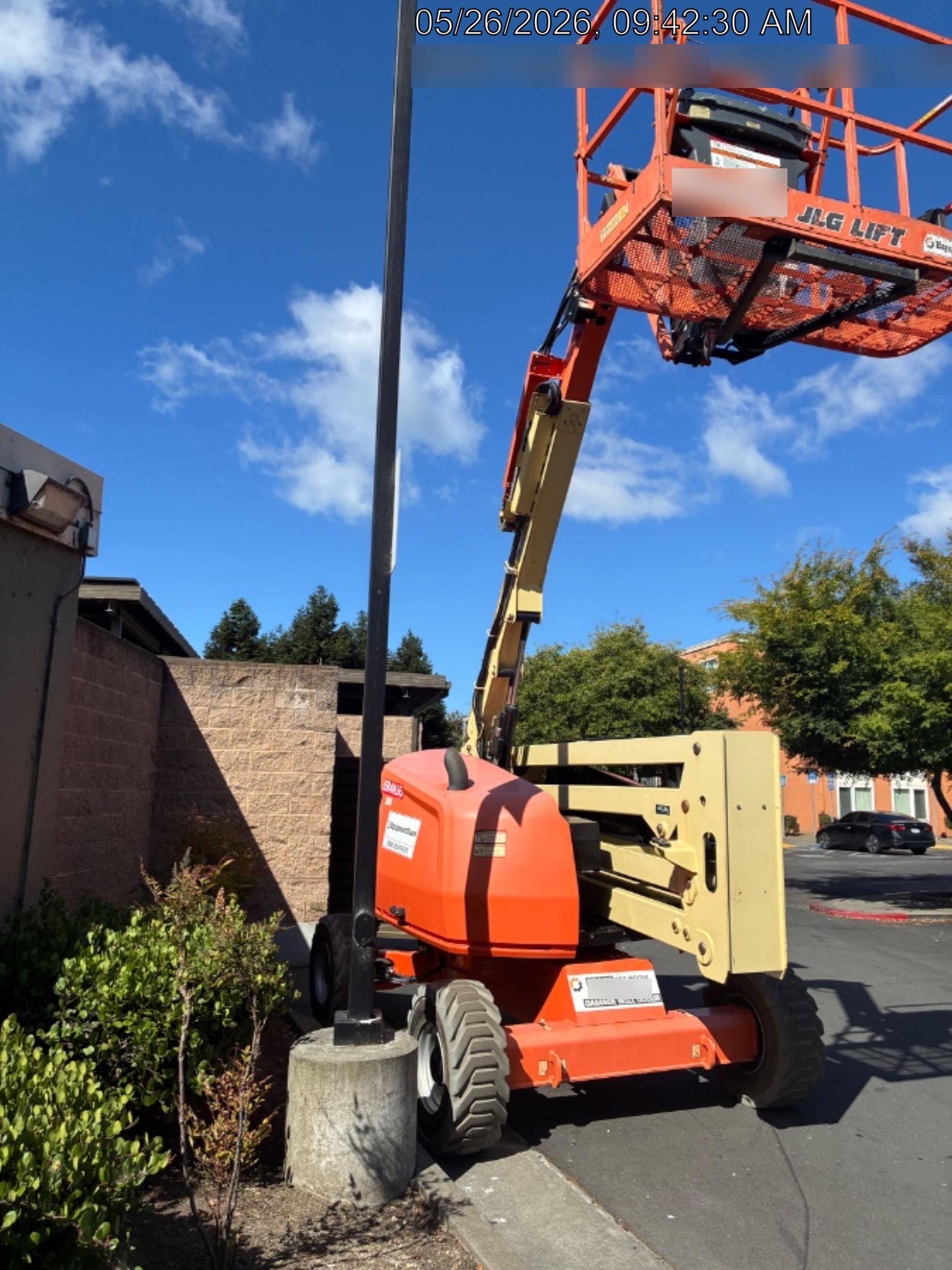 2019 JLG 450AJ