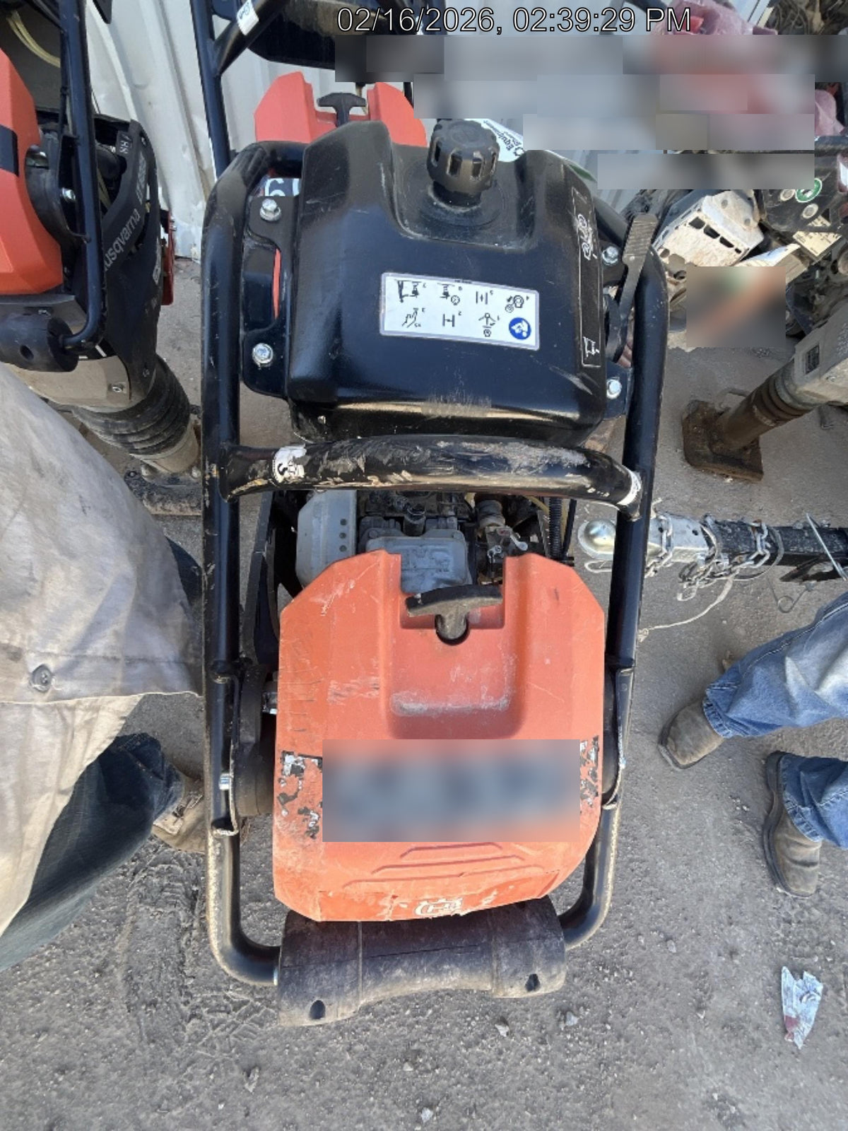 2025 HUSQVARNA LT6005