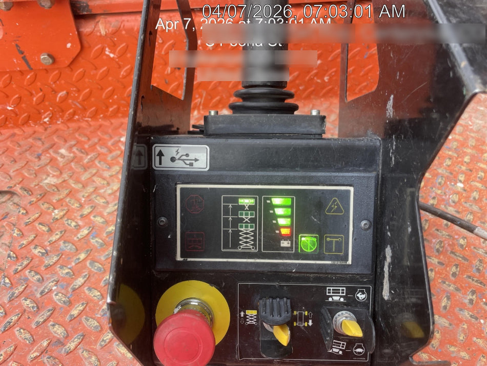 2022 JLG ES2632