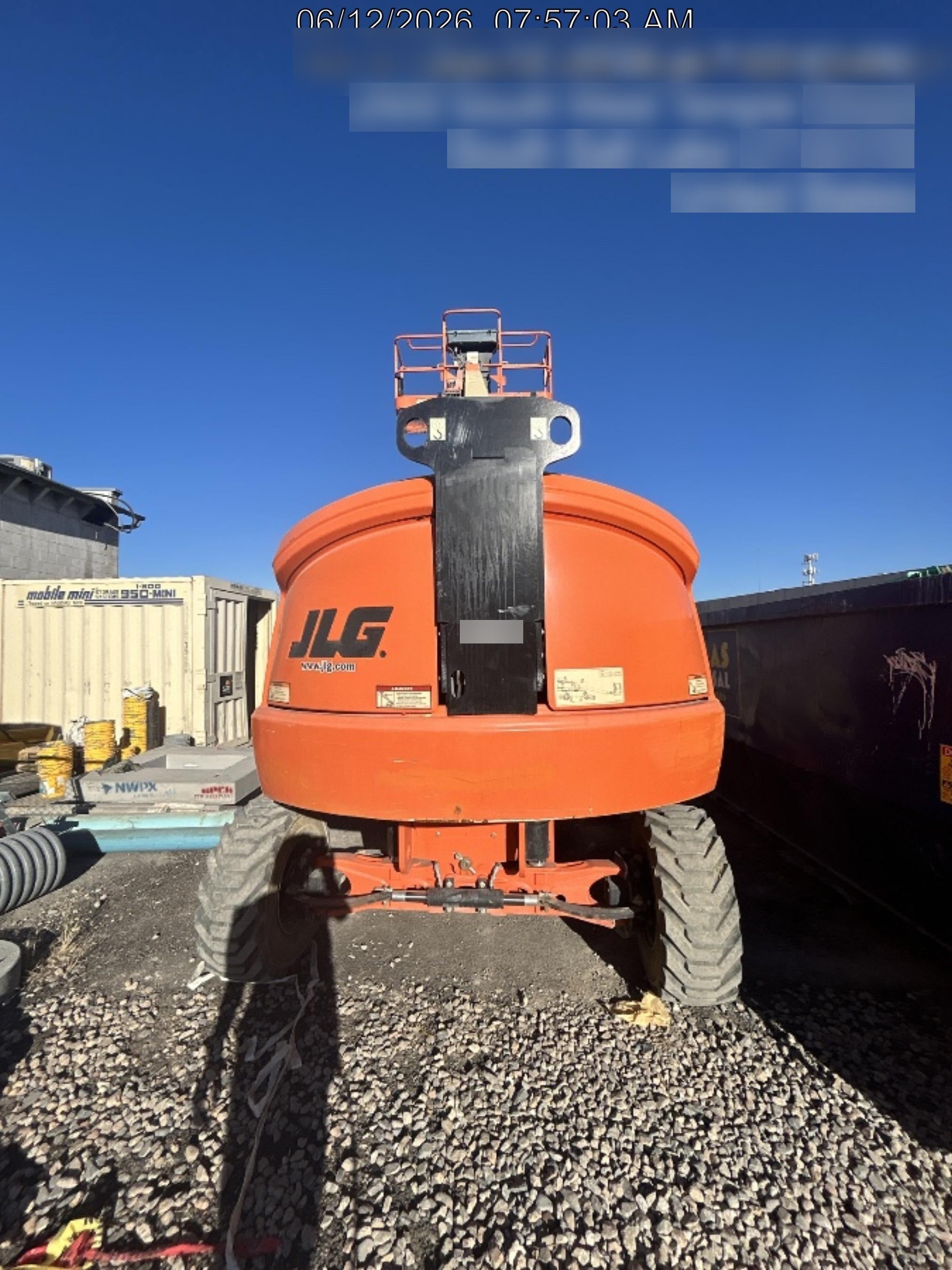 2019 JLG 400S
