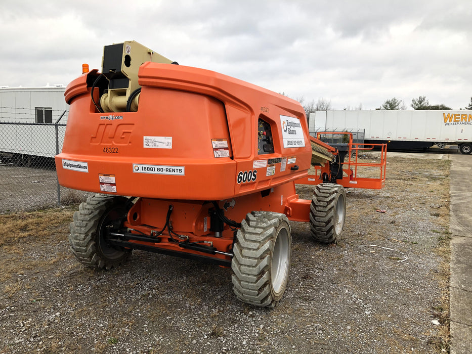 2019 JLG 600S 4WD