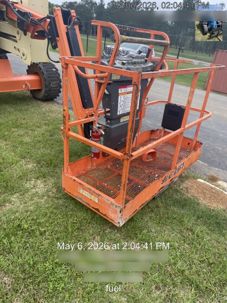 2019 JLG 450AJ