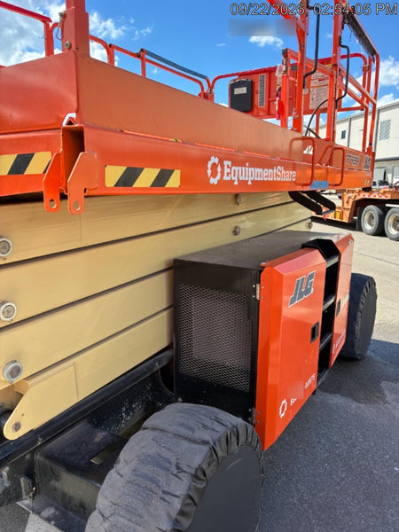 2022 JLG RT4394