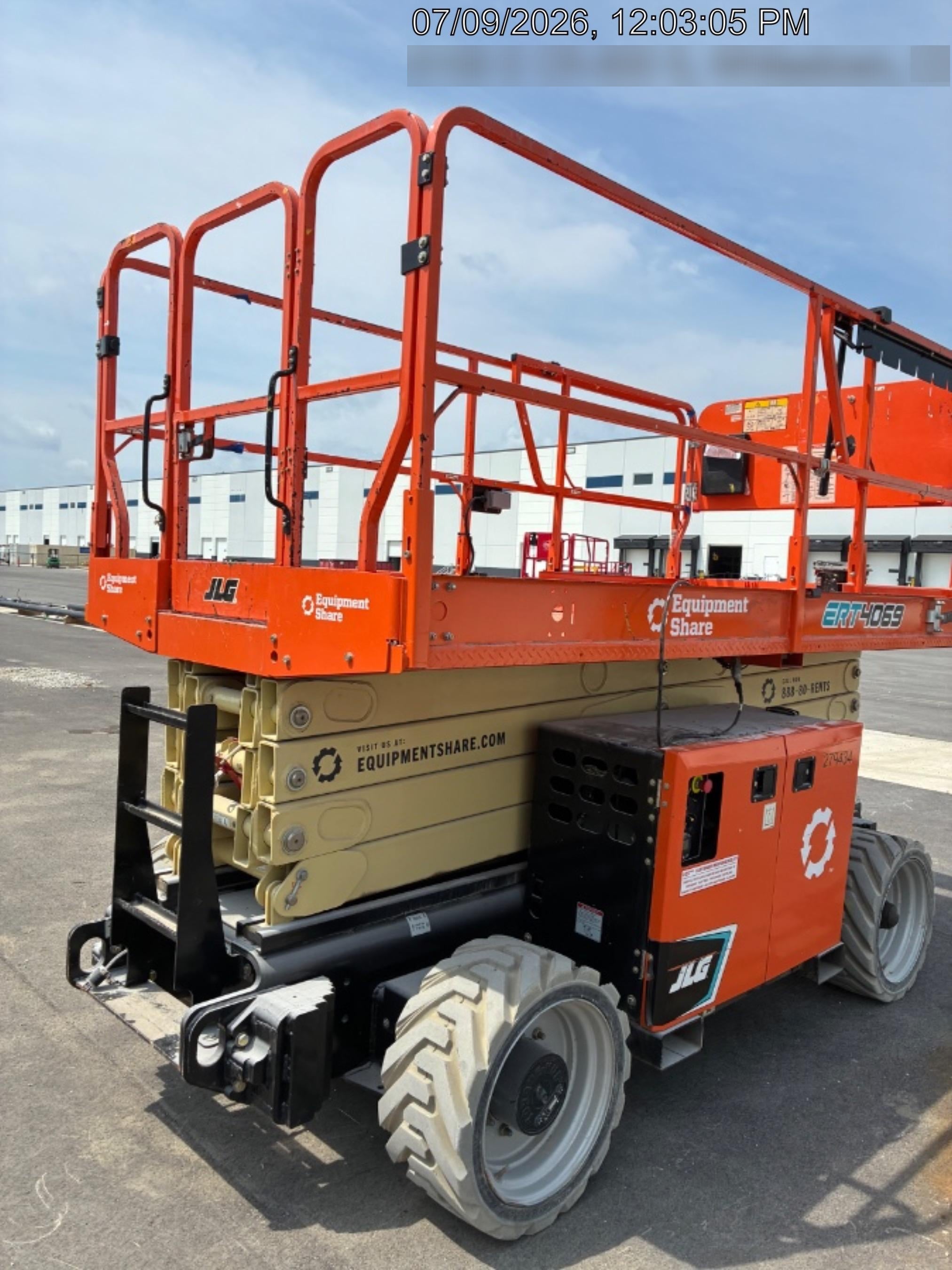 2022 JLG ERT4069