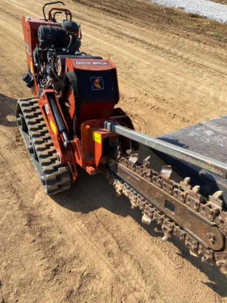 2020 DITCH WITCH C24XA
