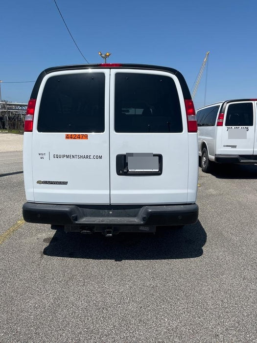 2024 CHEVROLET Express Van - Rental