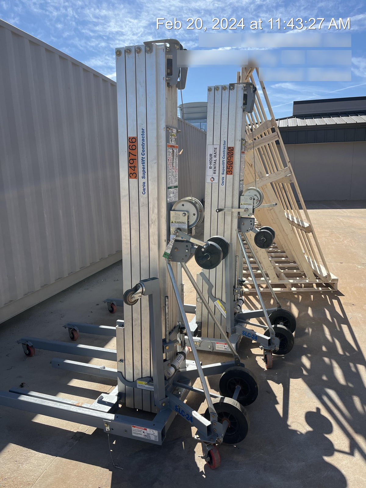 2023 GENIE SLC-24