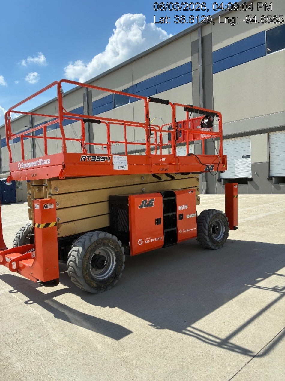 2024 JLG RT4394
