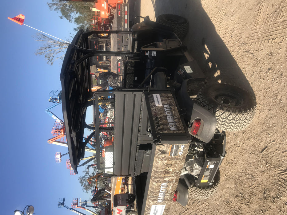 2020 Kubota RTV-X1140 CAMO, CANOPY, STROBE, BACK UP ALARM, WINDSHIELD, FIRE EXT